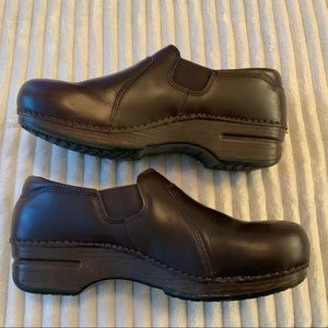 Dansko | XP Clogs
